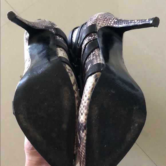 Boots - Picture 6 of 7